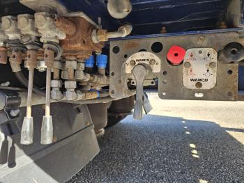 Rino SV 4503 / MACHINE - FORKLIFT TRANSPORT / HYDR RAMP
